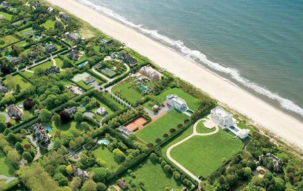 vista dos hamptons, eua e se um vizinho resolvesse pôr uma televisão gigante no jardim?