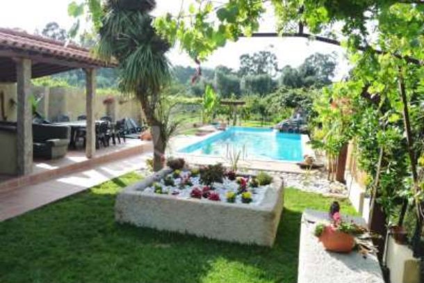 casas de fim-de-semana: mansão com piscina a 5 km do guincho (fotos)