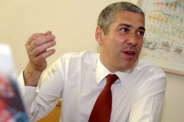 sócrates tem afirmado na campanha que a redução da tsu ainda está em estudo “troika”: taxa social única terá redução “significativa”