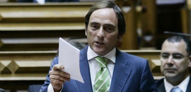 paulo portas, ministro dos negócios estrangeiros portugal pode rever limite da dívida