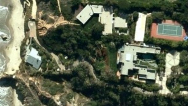 casas de famosos: estrelas de hollywood que venderam ou compraram casa apesar da crise (fotos)