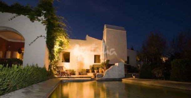 casas de fim-de-semana: monte oitocentista com vista para monsaraz (fotos)