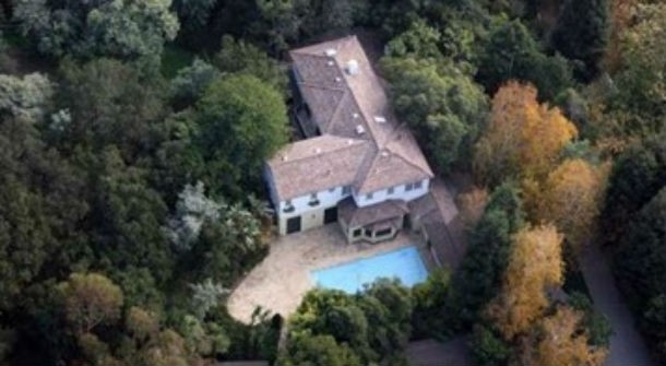 casas de famosos: estrelas de hollywood que venderam ou compraram casa apesar da crise (fotos)