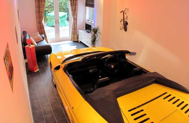 car-in-home-yellow-fer-22_0