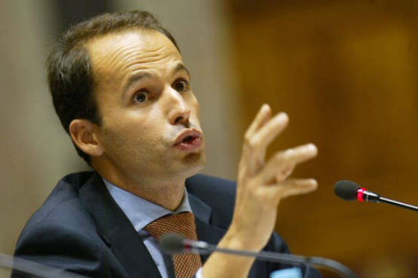 governo anuncia deduções nas facturas para quem gasta menos gás e luz