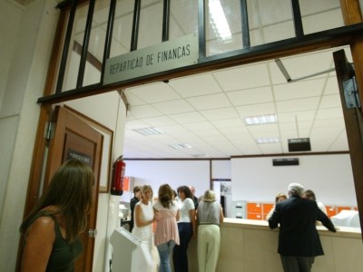 fisco bate à porta de seis mil casas para cobrar dívidas