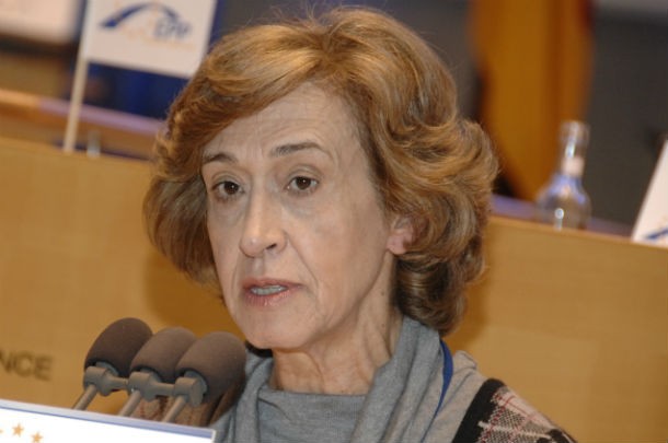 aumento do imi é das medidas "mais gravosas" do oe2012, diz manuela ferreira leite