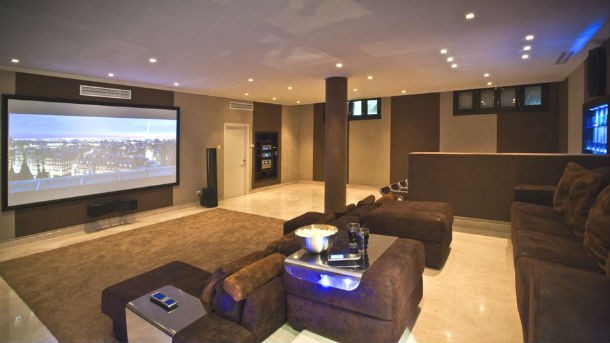 Contemporary-Spanish-Villa-Marbella-01