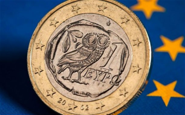 ministros das finanças da zona euro concluem hoje uma reunião de dois dias no luxemburgo grécia fecha acordo para plano de resgate