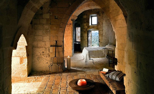 Le-Grotte-Della-Civita12