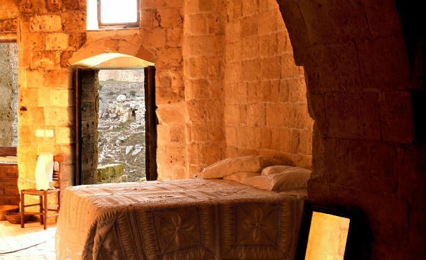 Le-Grotte-Della-Civita22