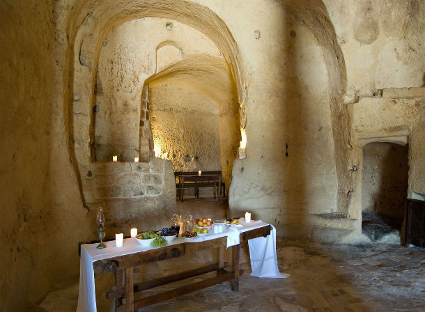 Le-Grotte-Della-Civita7
