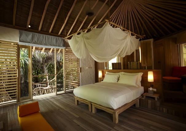 Beach_Villa_Interior_L