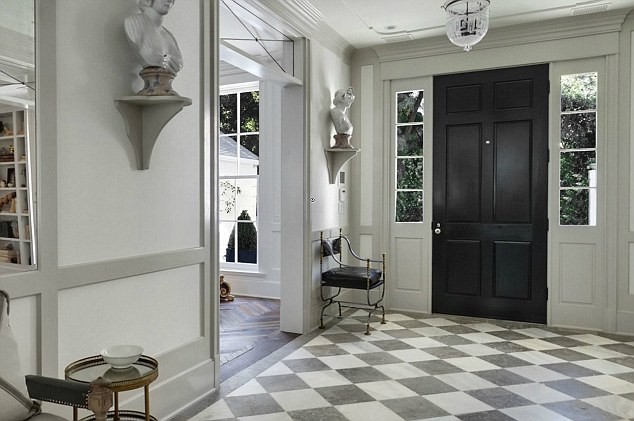 Gwyneth_Paltrow_y_Chris_Martin__casa_06