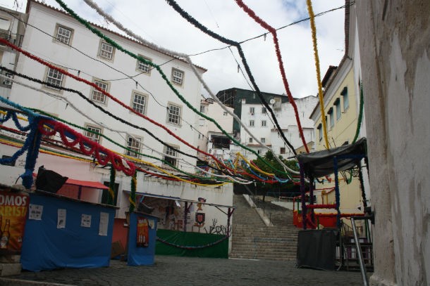 lisboa a postos para a noite de santo antónio (fotos)