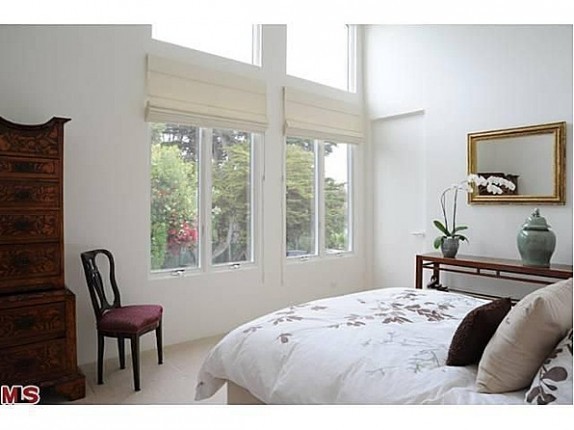 Jim-Carrey-front-deck13