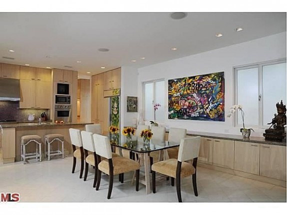 Jim-Carrey-front-deck9