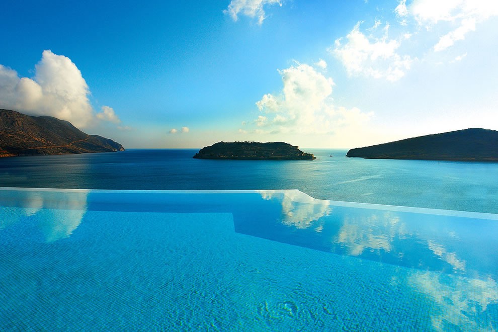 Blue-Palace-Resort-Spa-Elounda--Private-Infinity-pool