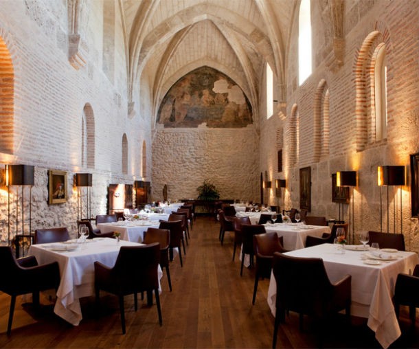 hotel ledomaine: dormir numa abadia espanhola do século xii junto ao rio douro (fotos) 