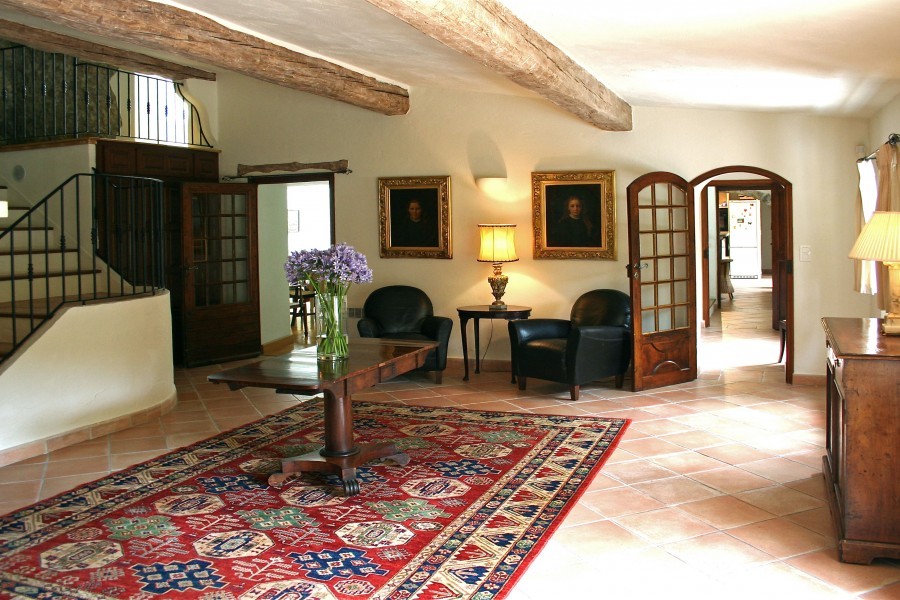 800x600_hall_3263