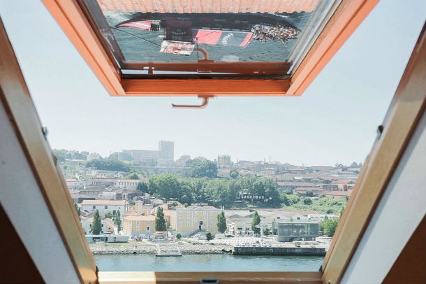 uma das obras é o apartreboleira, com arquitectura de antónio portugal e anne wermeille mendonça (foto: público/p3) arquitectura: 20 exemplos de requalificação da cidade do porto