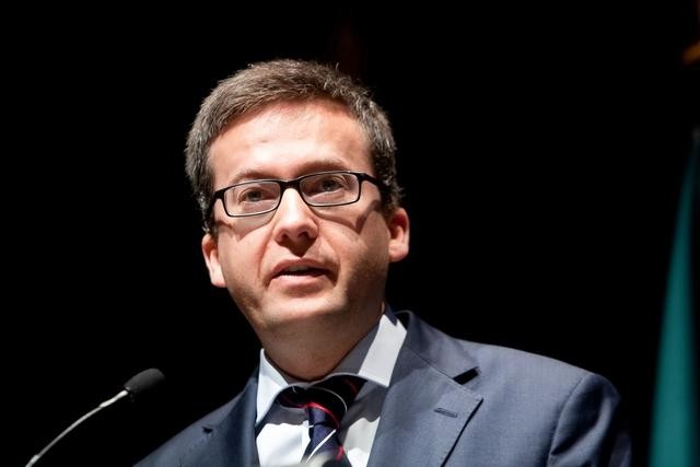 carlos moedas, secretário de estado adjunto do primeiro-ministro governo responde a críticas de empresários sobre a tsu