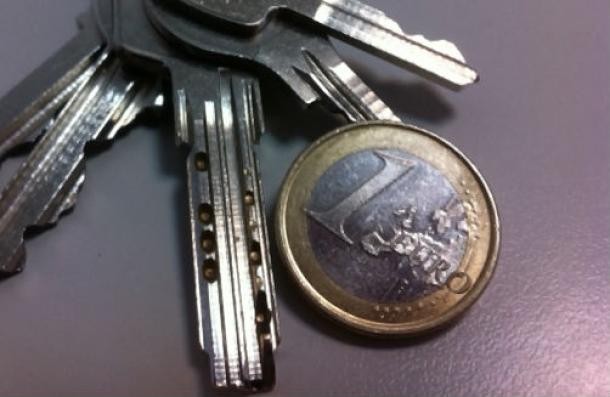 euribor a seis meses cai abaixo dos 0,5% e renova mínimo histórico