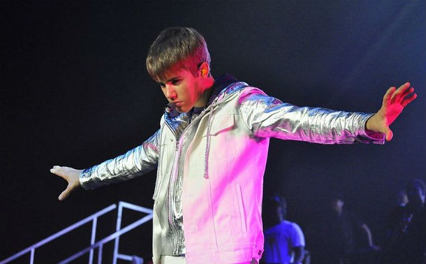 justin bieber e selena gomez vão construir uma casa em los angeles