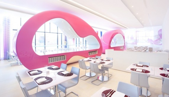 nhow_restaurant_breakfast_med