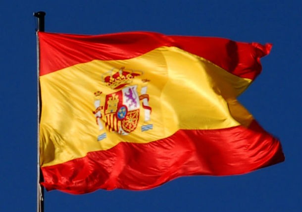 Bruxelas faz ultimato a Espanha para deixar de discriminar estrangeiros que compram casa no país 