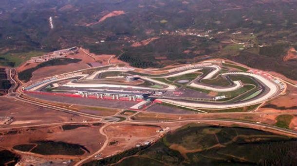 crise no sector imobiliário irlandês afunda projecto turístico no autódromo do algarve 