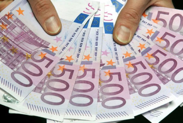 deduções fiscais com filhos aumentam desde 2008. em 2010, somaram 343 milhões de euros deco denuncia pressões e assédio das empresas de recuperação do crédito
