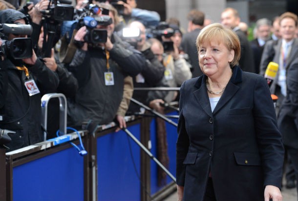 angela merkel já tinha dado a antender que seria dificil chegar a um acordo cimeira europeia termina sem acordo