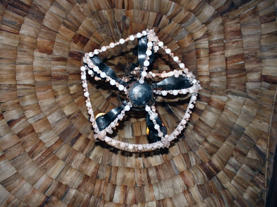 heres-what-i-saw-when-i-looked-up-the-chandeliers-are-all-beaded