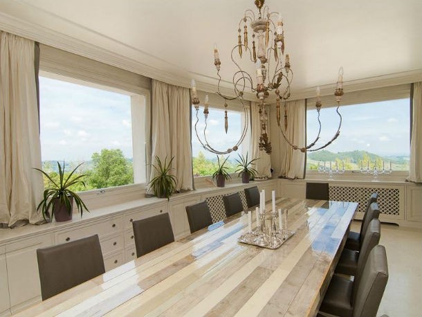 the-entire-house-has-been-renovated