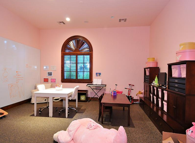 www.sothebysrealty.com_2012-12-12_13-34-58