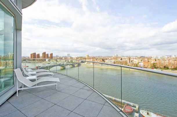 Casas de sonho: penthouse de luxo em Londres com janela aberta para o rio Tamisa (fotos) 