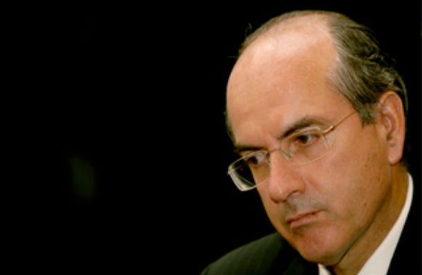 a casa de joão rendeiro, ex-presidente do bpp, está localizada na quinta patiño, no estoril joão rendeiro vive numa casa que vale 2,2 milhões de euros