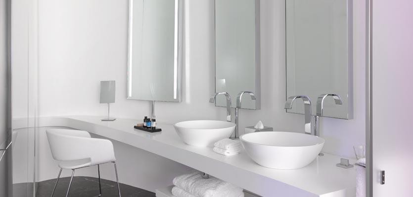 14eme-london-passionsuitebathroom