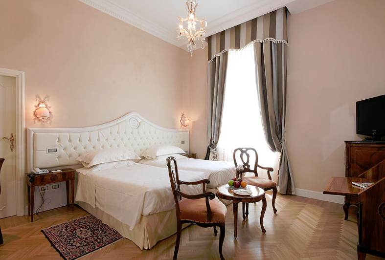 FireShot_Screen_Capture_059_-_Grand_Hotel_Rimini_albergo_5_stelle_lusso_riviera_romagnola_-_Phot