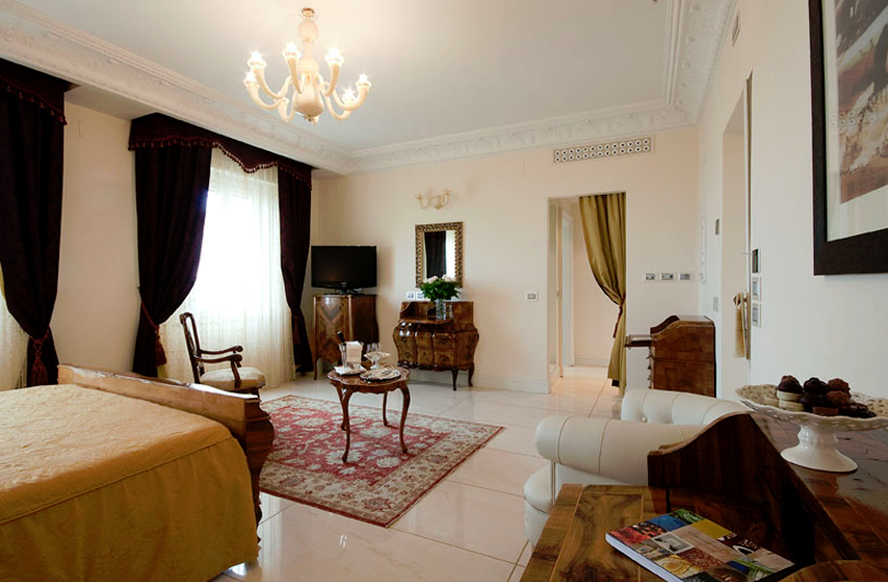 FireShot_Screen_Capture_068_-_Grand_Hotel_Rimini_albergo_5_stelle_lusso_riviera_romagnola_-_Phot