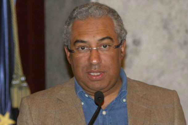 antónio costa, presidente da câmara de lisboa antónio costa quer que lei das rendas seja suspensa
