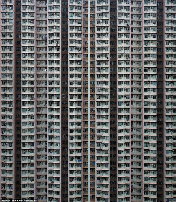 viver em casas “colmeia” em hong kong