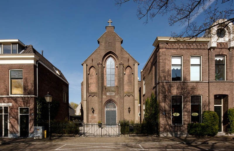 church-conversion-into-residence-utrecht-the-netherlands-zecc-architects-20