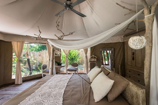 sandat glamping tents: descansar em cabanas ecológicas em bali, indonésia (fotos) 
