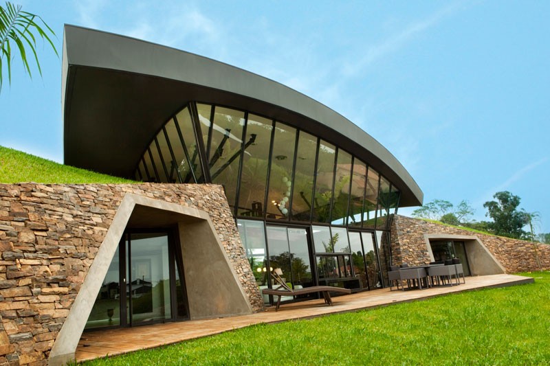 bauen-architects-hillside-home-built-into-landscape-paraguay-13