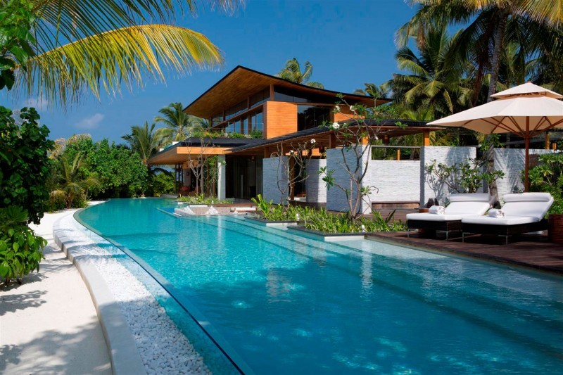 Coco-Prive-Kuda-Hithi-Island-09-800x533