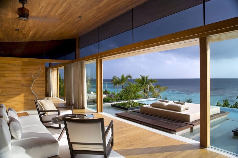 Coco-Prive-Kuda-Hithi-Island-16-800x533