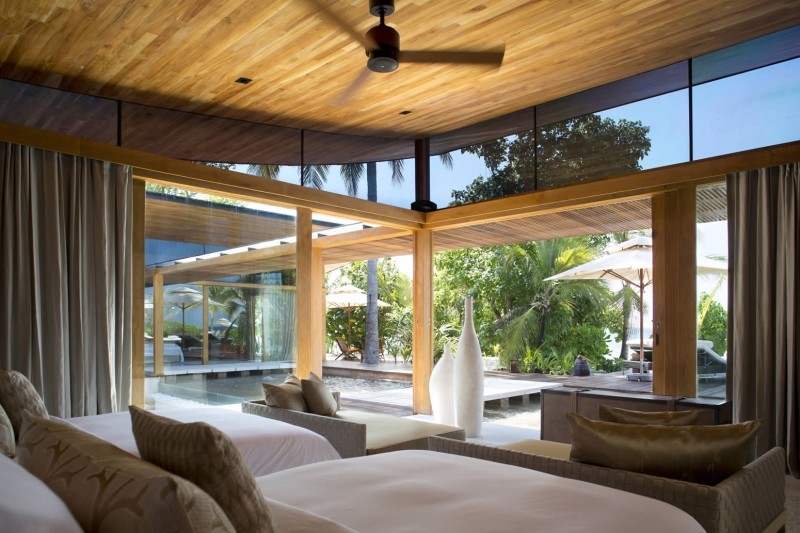 Coco-Prive-Kuda-Hithi-Island-18-800x533