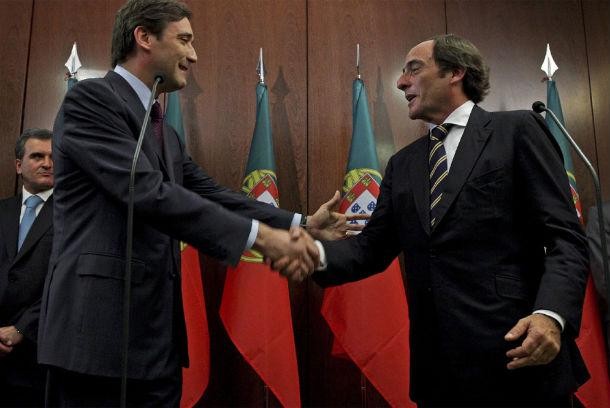 paulo portas demite-se: “ficar no governo seria um acto de dissimulação”